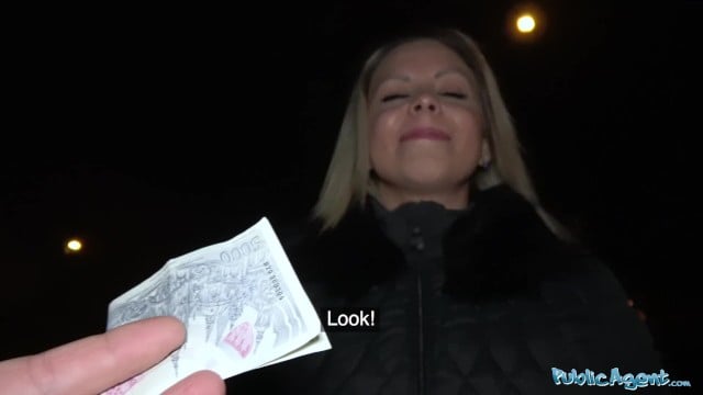 A little money and the blonde is already fucking a stranger on a deserted street