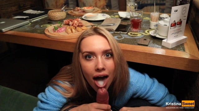 Public blow job under the Table in the Restaurant. Cum in Mouth